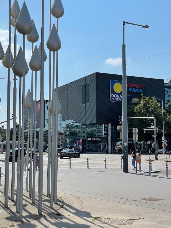 Modern Danube Wien